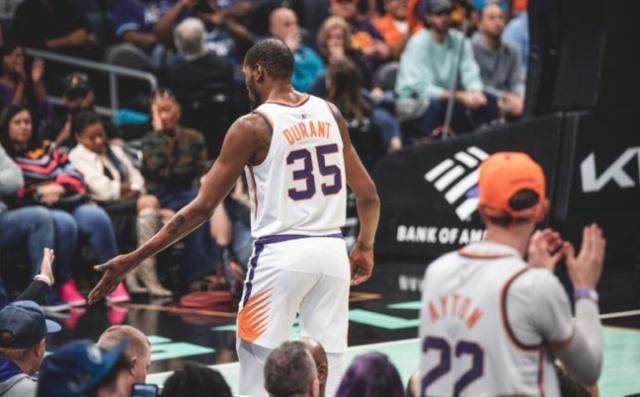 1677799335587005810.jpg 0678dee8-8ad2-466d-8710-b064db7392ee.jpg